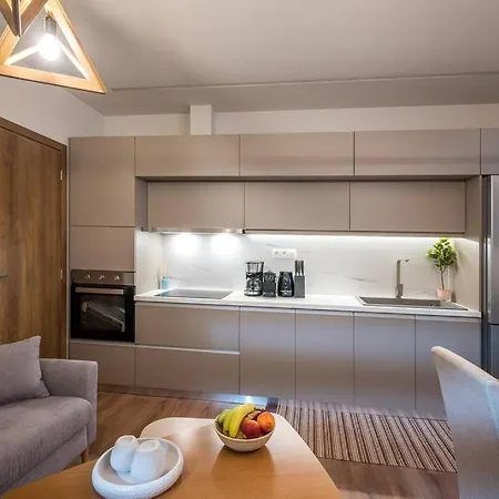 Amalia's Luxury 2 Apartment